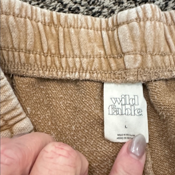 Wild Fable wide leg cargo sweatpants - Picture 2 of 5